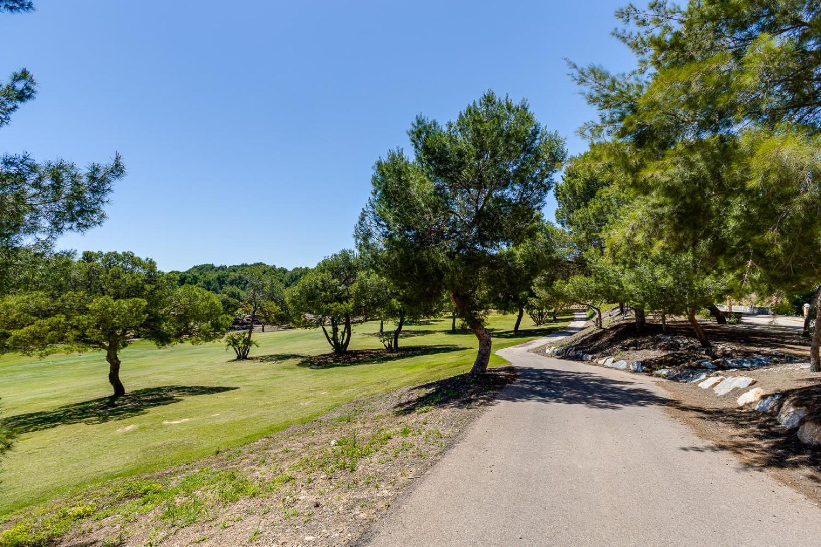 Super Cosy House Next To The Golf Βίλα Οριουέλα Εξωτερικό φωτογραφία